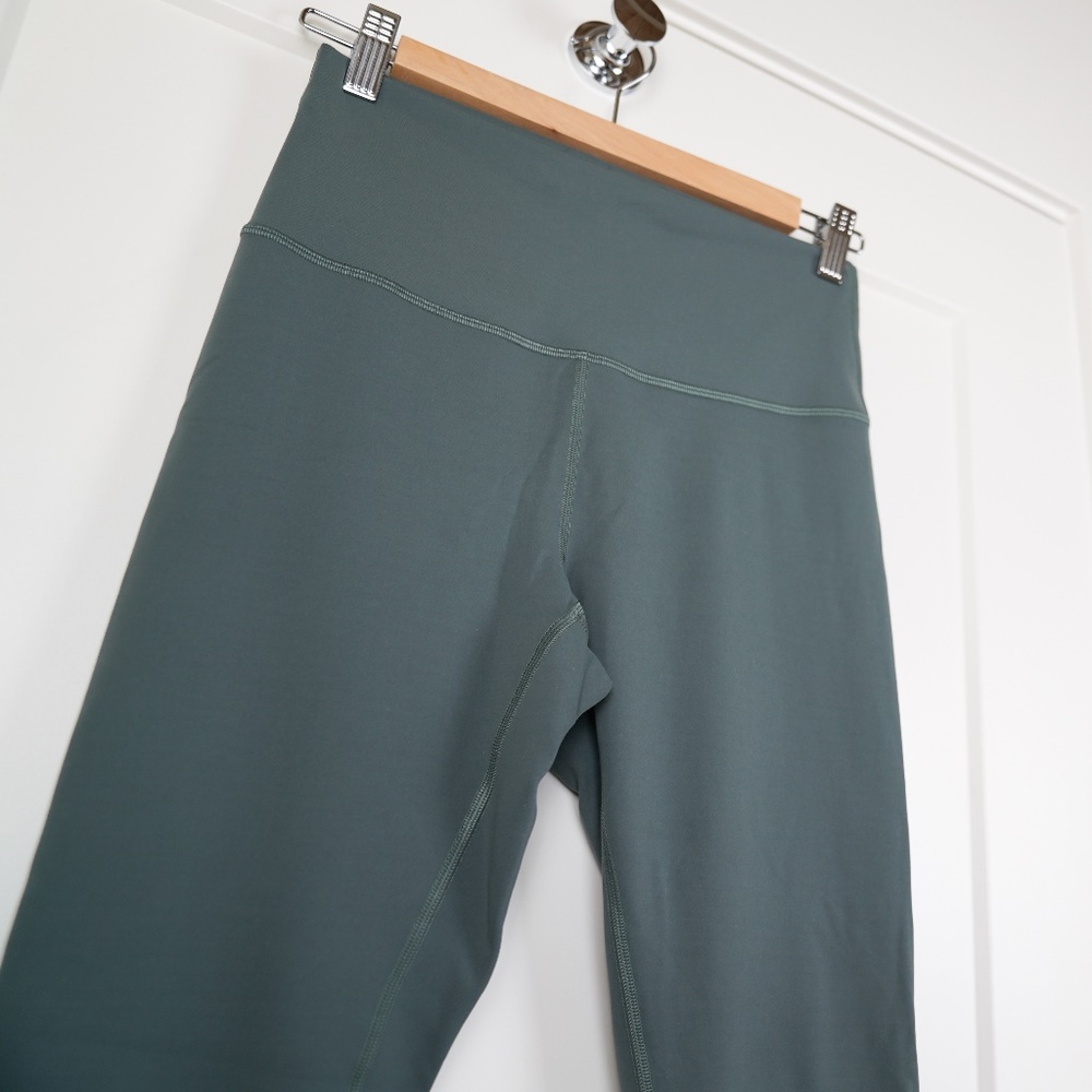 Lululemon | Wunder Train High-Rise Tight 25" *Graphic in Dark Forest